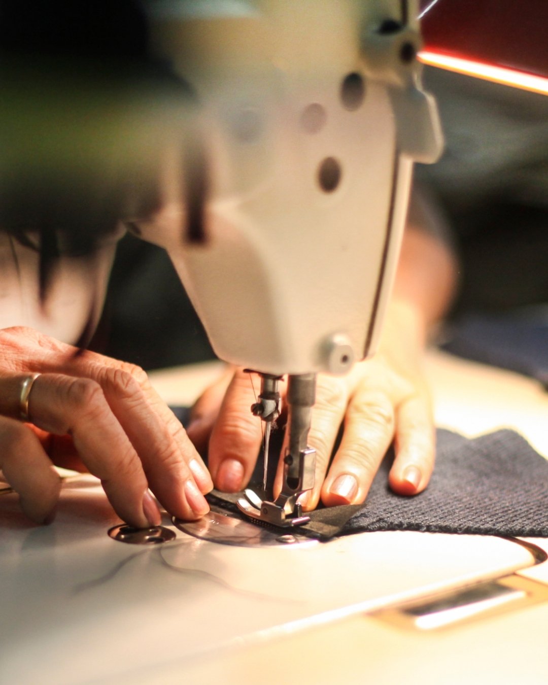 Calça de Brim Masculina Uniforme 18 Uniformes Profissionais em Curitiba - Luza Confecções