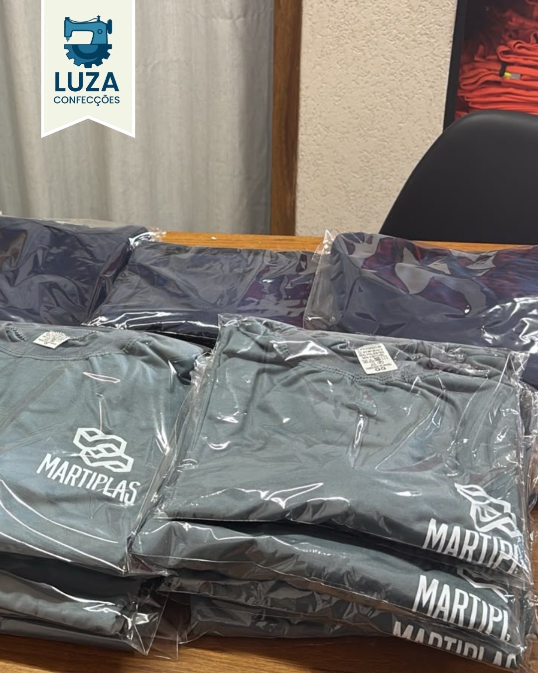 Calça de Brim Masculina Uniforme 22 Uniformes Profissionais Entregues para os clientes Luza Confeccao 2