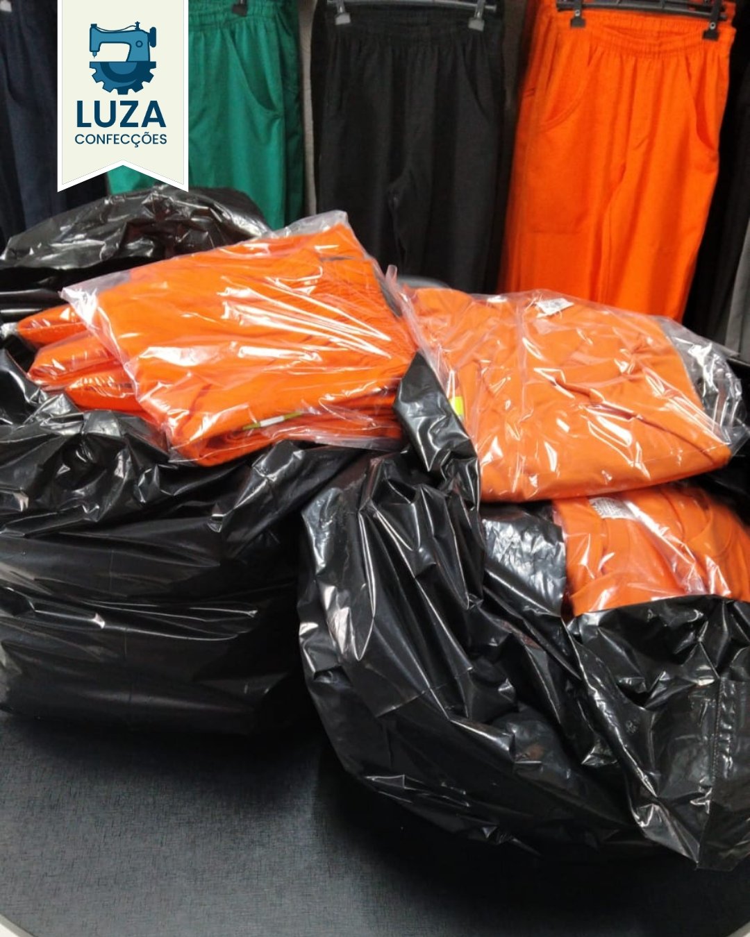 Uniformes Profissionais Entregues para os clientes Luza Confeccao 7